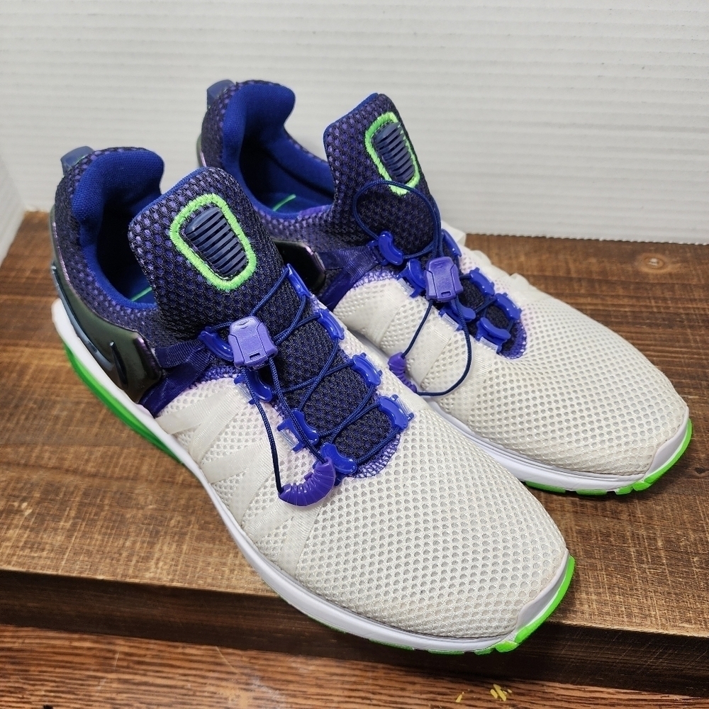 Nike - Shox Gravity Training